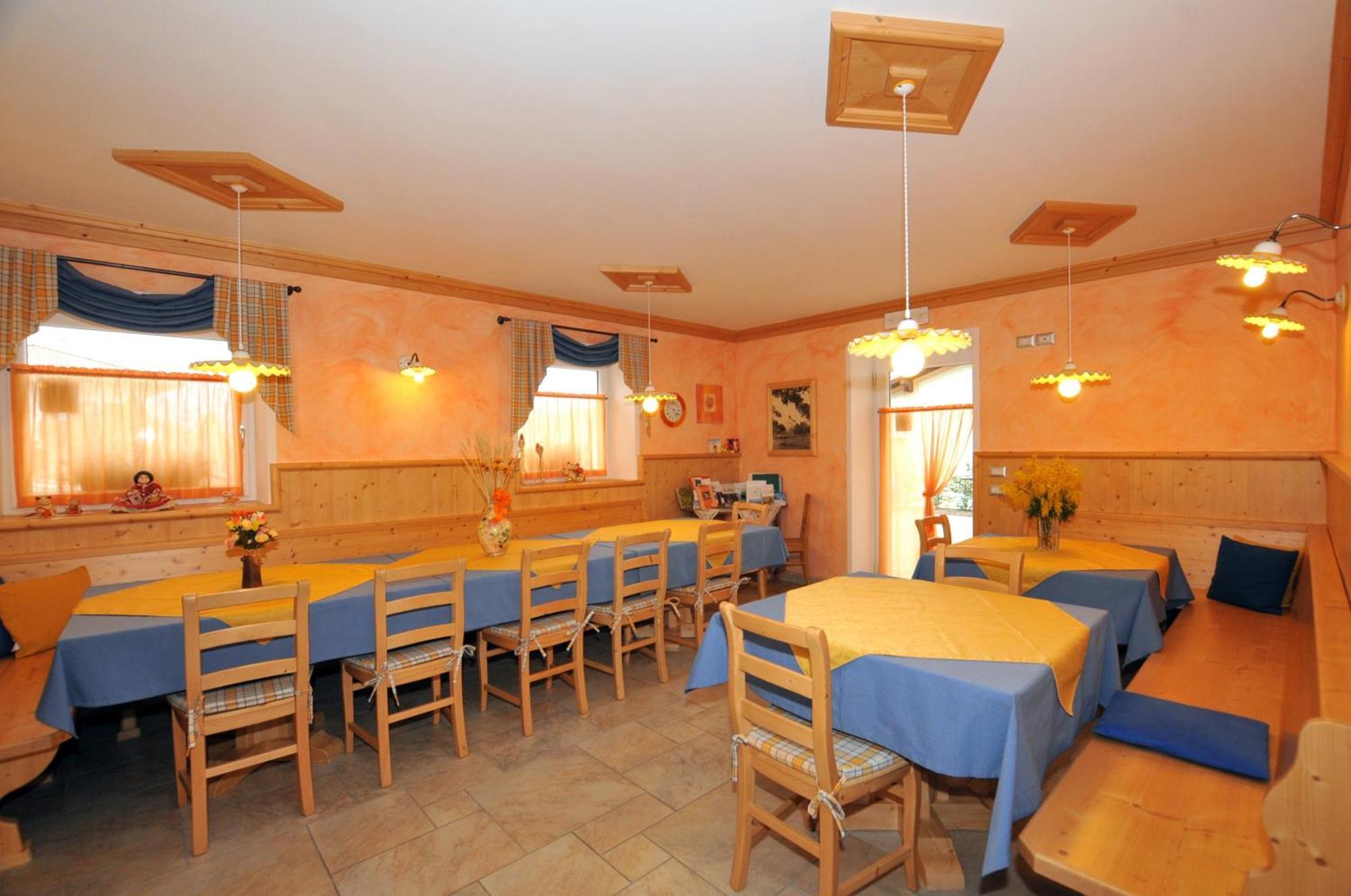 Agritur Le Pergolette Villa Tassullo Bagian luar foto
