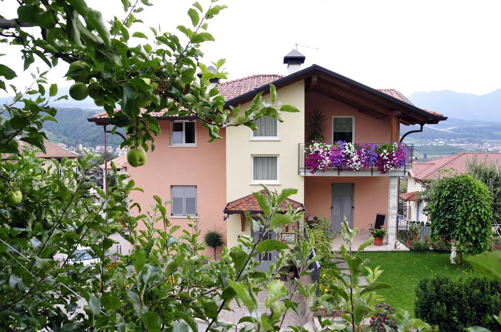 Agritur Le Pergolette Villa Tassullo Bagian luar foto