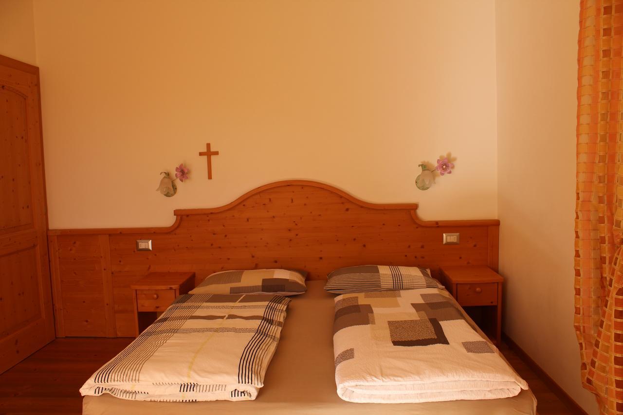 Agritur Le Pergolette Villa Tassullo Bagian luar foto